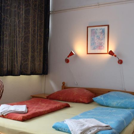 Hotel Rila Budapest Bagian luar foto